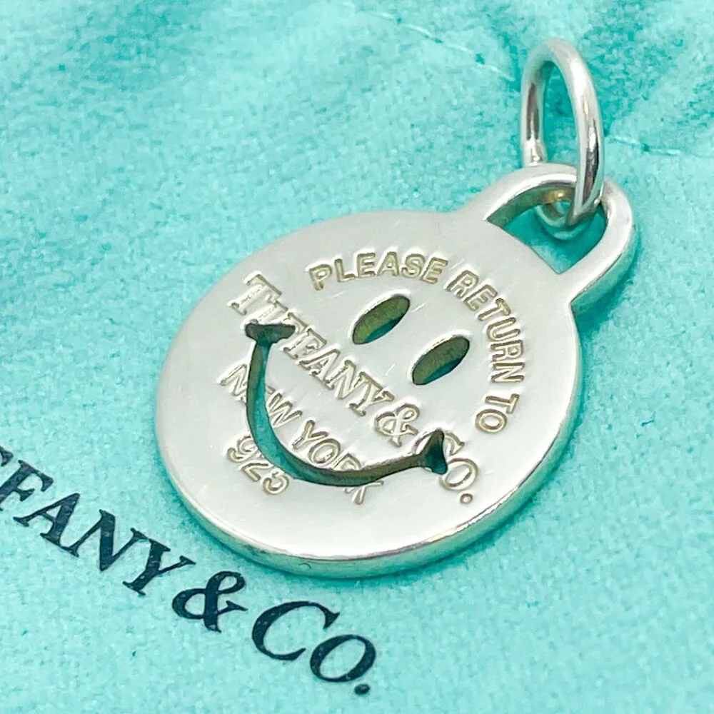 RARE Tiffany & Co Return to Tiffany Smile Happy Charm Pendant Silver - Picture 14 of 16
